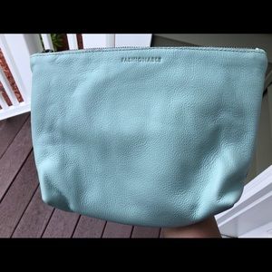 Able genuine leather pouch - excellent condition